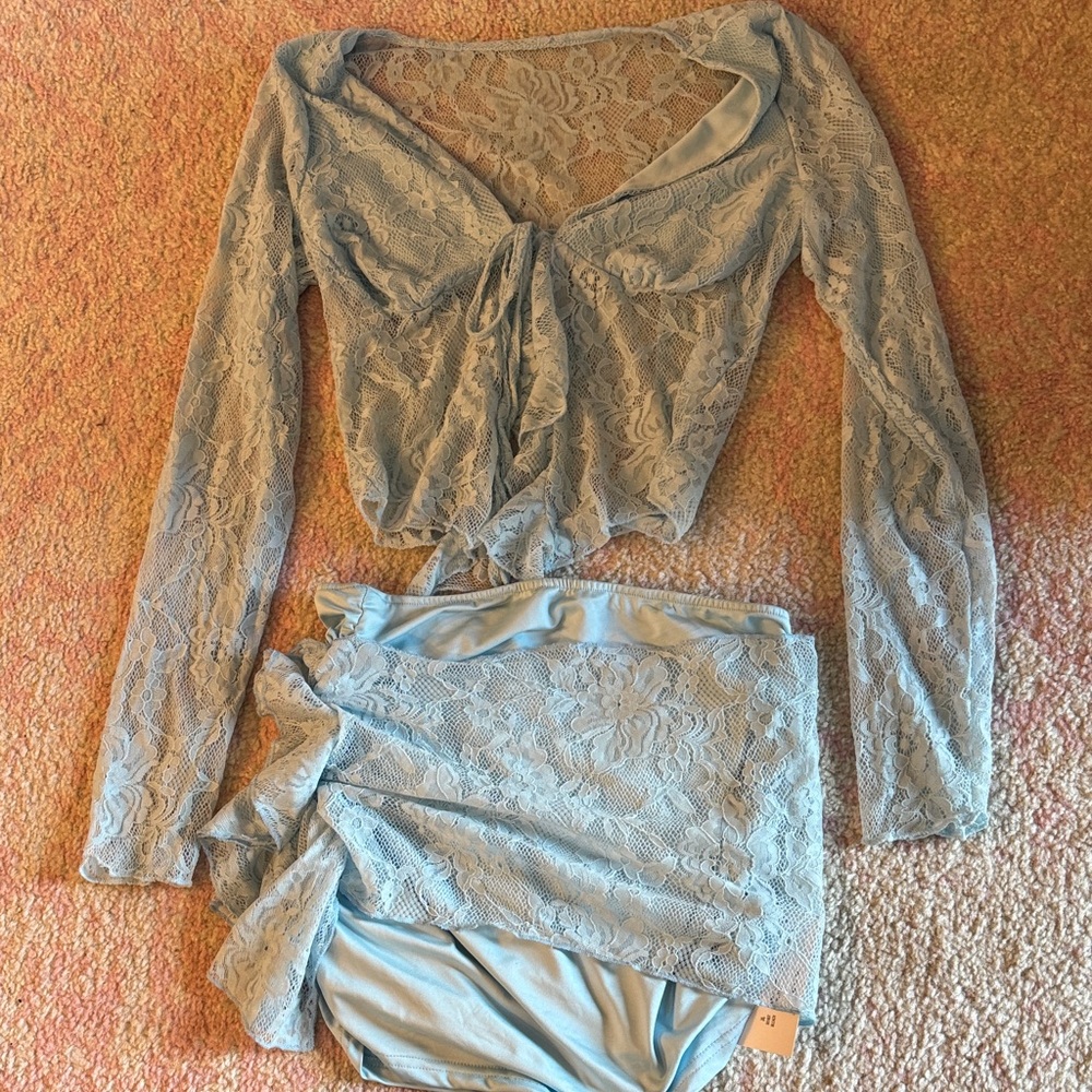 Lace Set in Light Blue
